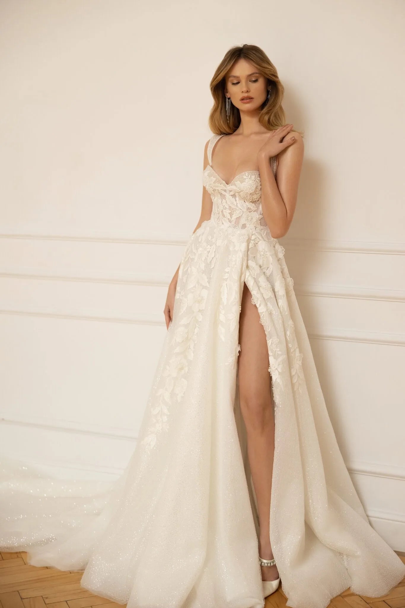 Eva Lendel - Eclipse | 3D Floral Accented Chantilly Lace A-line Wedding Gown, Size 14